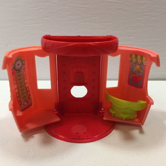 Assorted Pet Shop Store Veterinarian Mini Dollhouse Furniture Dogs - Picture 8 of 11